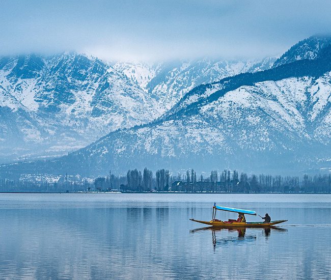 dal lake srinagar (1)
